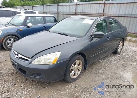 2007 Honda Accord Ex из США, поврежденный, VIN 1HGCM56717A025451